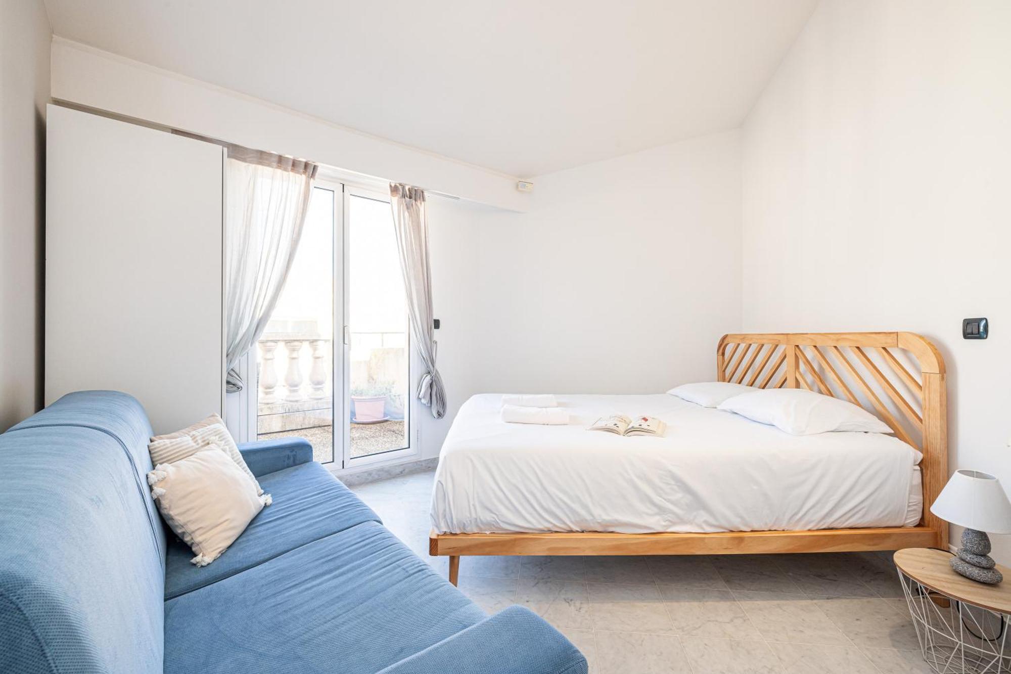 Victoria Bergamote Attic - Happy Rentals Ментона Экстерьер фото